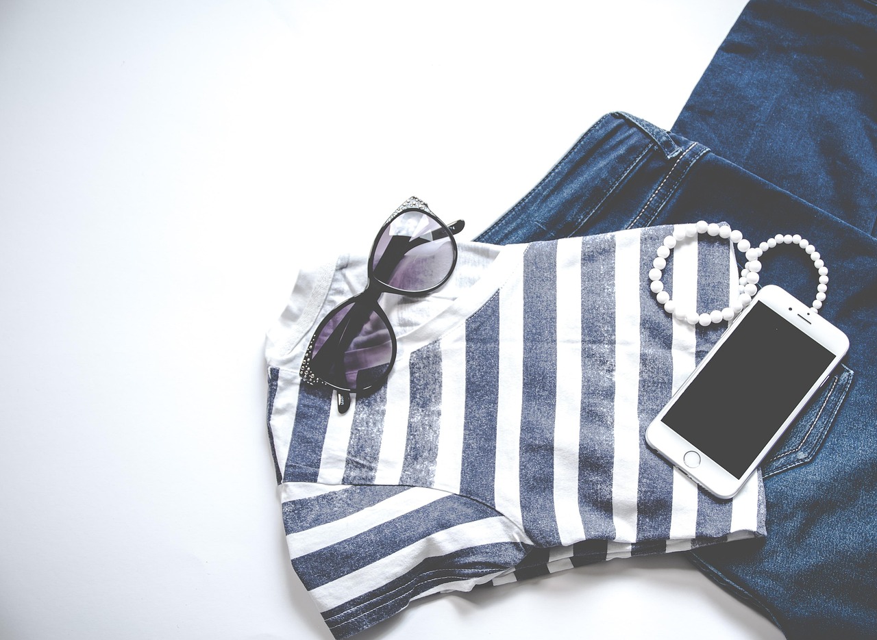 effiziente und stilvolle kleiderschrankplanung für optimale raumnutzung und perfekte organisation ihrer garderobe.